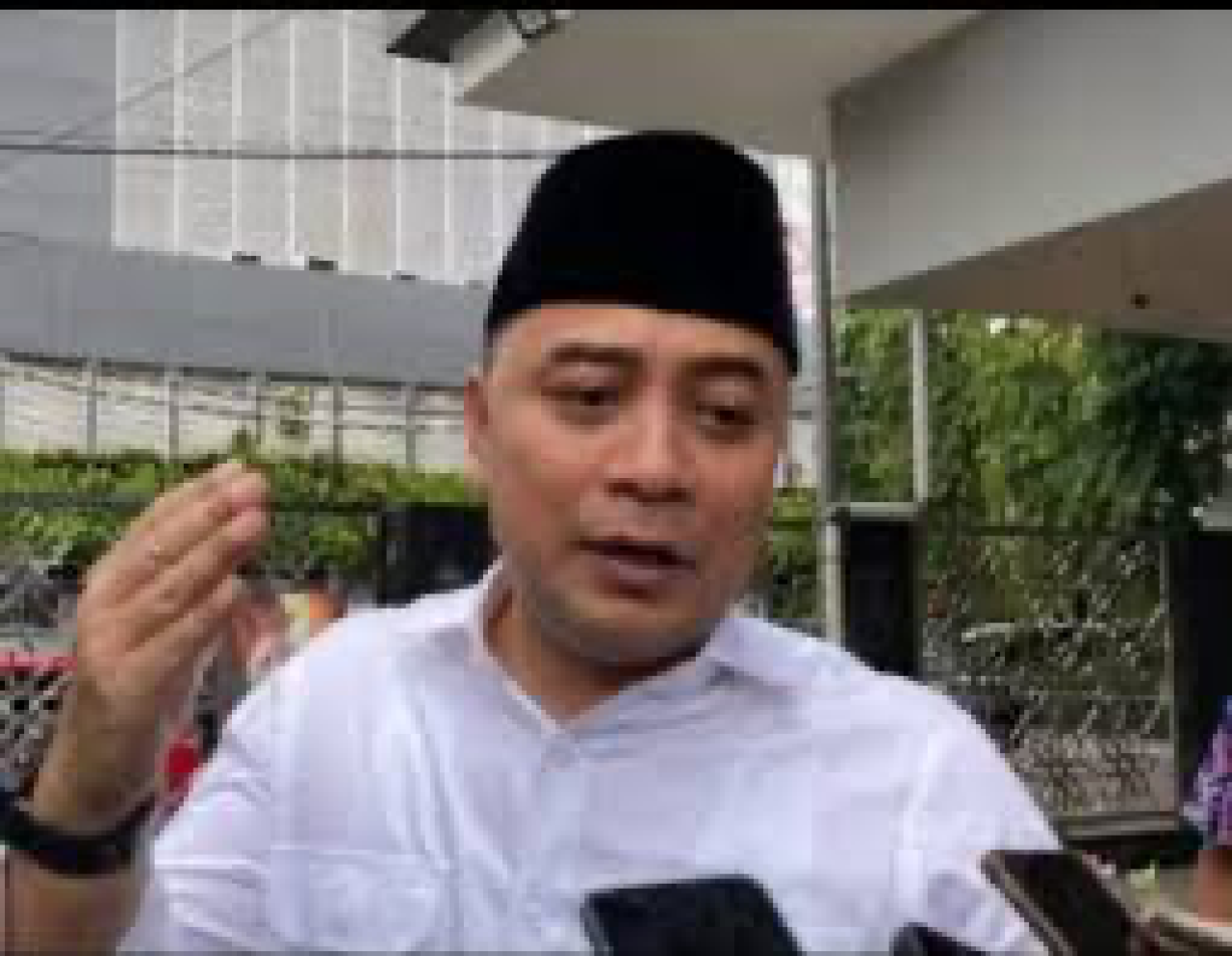 Walikota Surabaya Ingin Makan Siang Gratis Dikelola Pemerintah Pusat