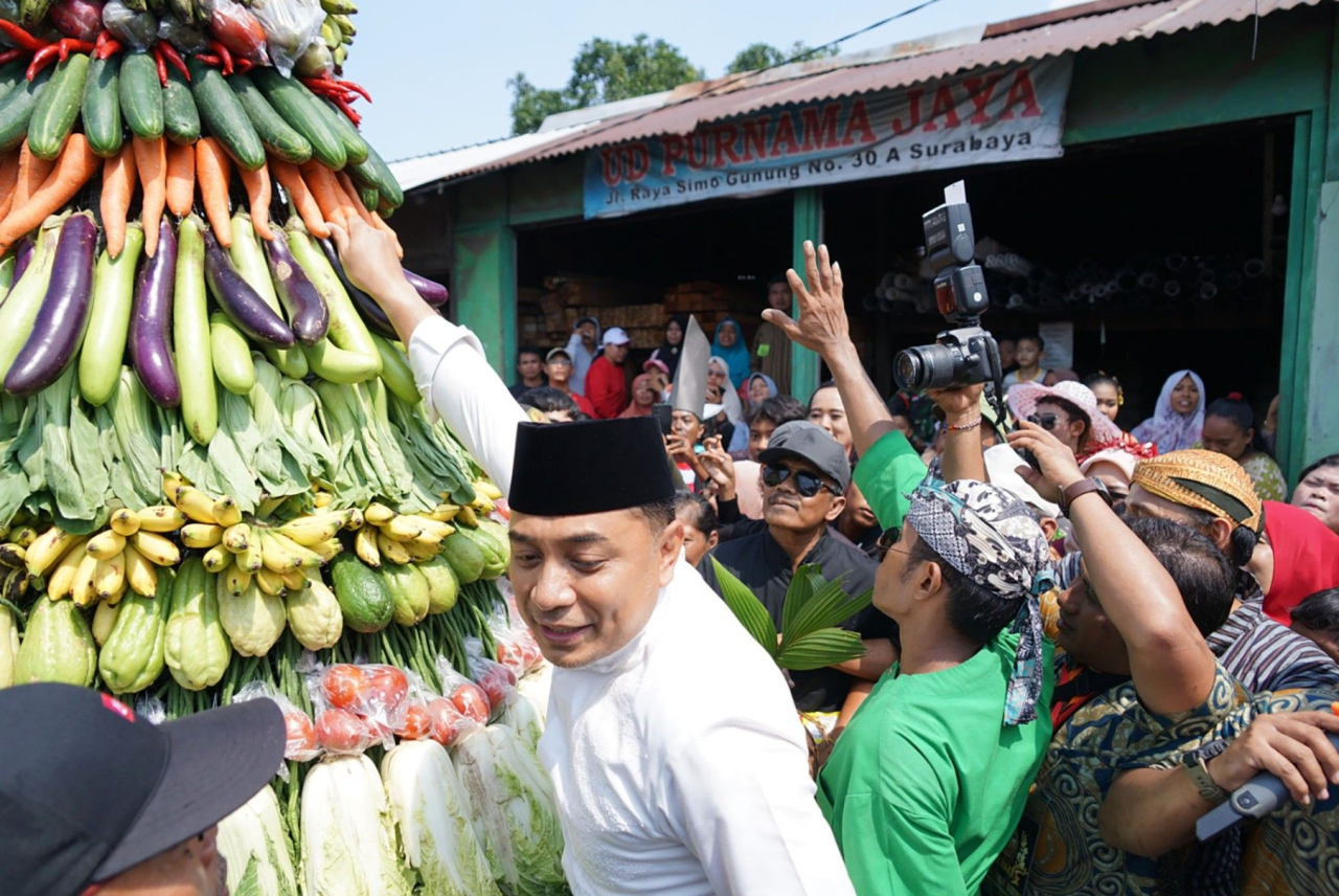 180 Tumpeng di Sedekah Bumi RW 05 Simo Gunung Barat, Eri: Mugo Iso Gawe Makmur!