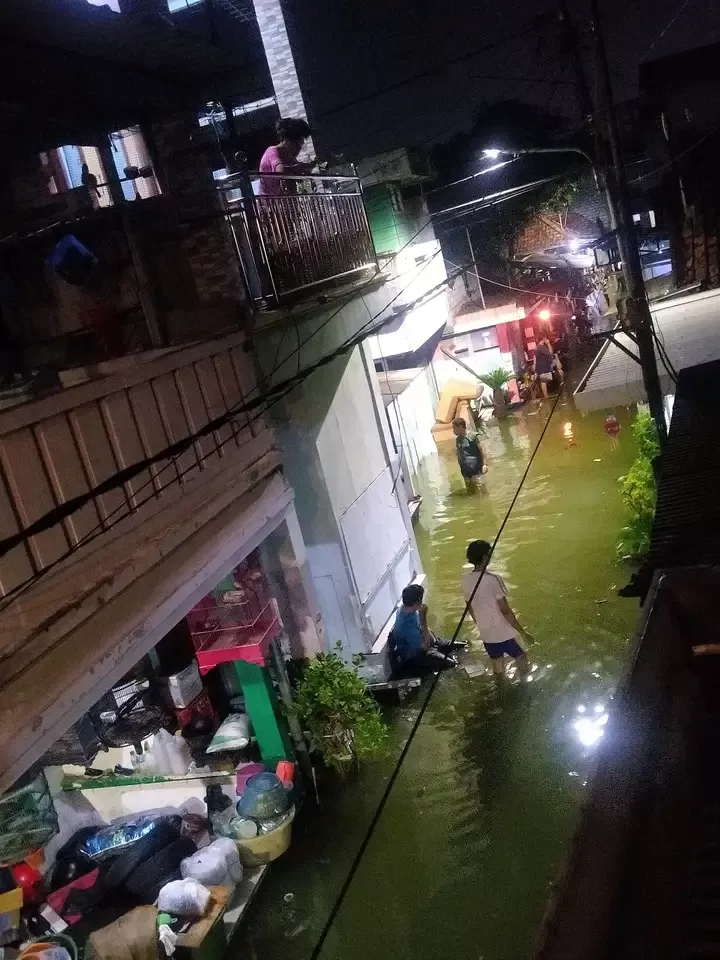 foto slider headline Banjir Parah di Greges Timur, Warga Desak Penanganan Cepat