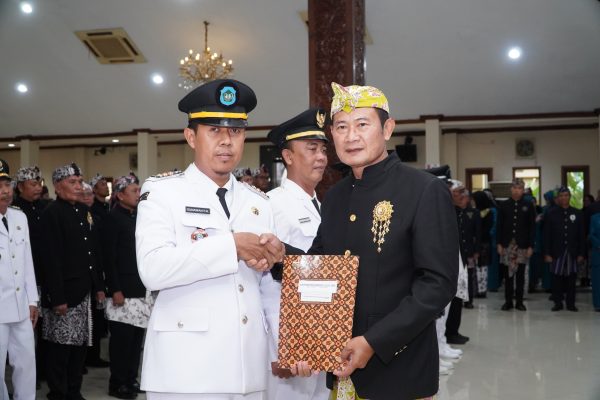 Bupati Lamongan Lantik 60 Pejabat, Dorong Penguatan Kinerja Pemerintahan